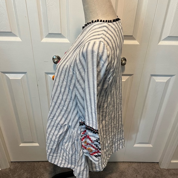 Ethnic size S Cotton Striped Embroidered Women's Top - Picture 10 of 16